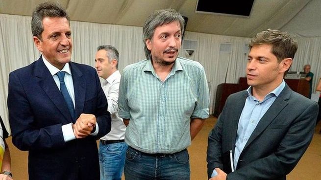 Sergio Massa, Máximo Kirchner y Axel Kicillof se reunen en La Plata. 