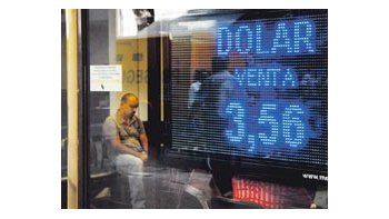 ámbito.com | Por Wall St. y el paro del campo subió otra vez el dólar