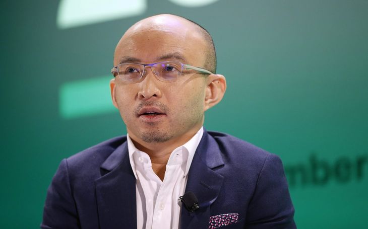 Las acciones de China Renaissance caen en picada mientras el paradero de su fundador sigue siendo un enigma. Las acciones de China Renaissance caen en picada mientras el paradero de su fundador sigue siendo un enigma.