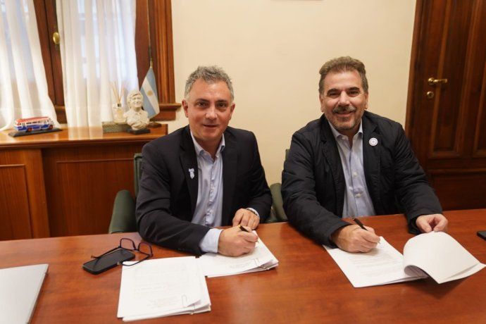 Pareja y Ritondo sellaron el acuerdo.