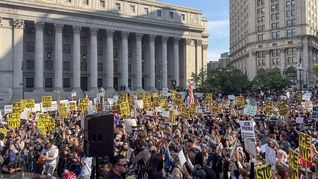 El centro de Nueva York congregó protestas contra las redadas de Trump. 