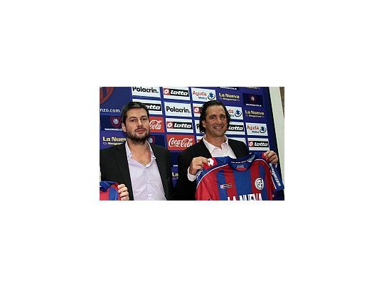 El contrato de Pizzi no tiene ninguna cláusula