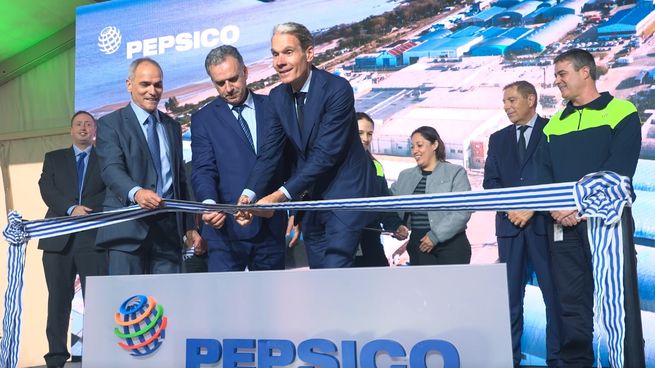 El presidente Yamandú Orsi estuvo presente en la nueva inversión de PepsiCo.