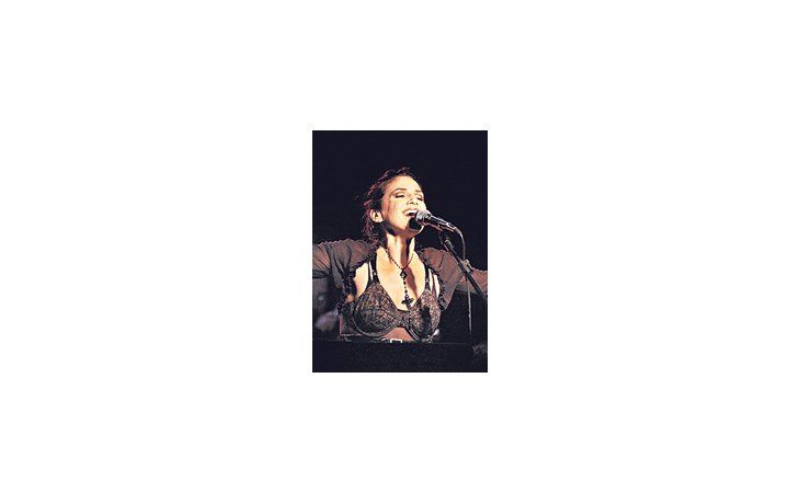 Dolores Solá presenta mañana en Clásica y Moderna las milongas de «Salto mortal», su primer disco solista después de su etapa con La Chicana.