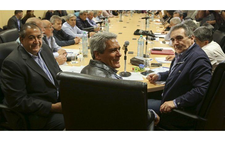 El consejo directivo de la CGT unificada, en la presentación de su nueva conducción.