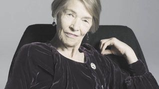 glenda jackson. A los 80 años interpretó al Rey Lear, de Shakespeare.