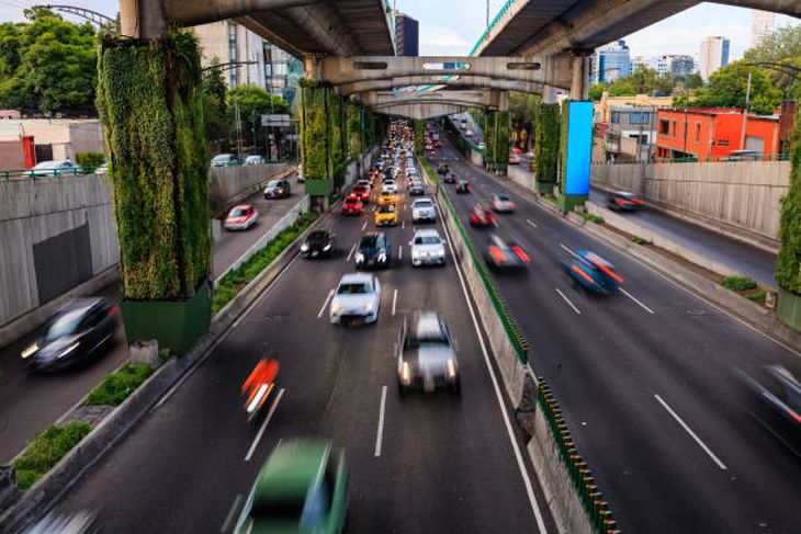 Hoy No Circula 30 de octubre 2025: Conoce los vehículos que no podrán circular este jueves en CDMX Y Edomex 2 Hoy No Circula: qué autos descansan en CDMX y Edomex este jueves 30 de octubre  2025