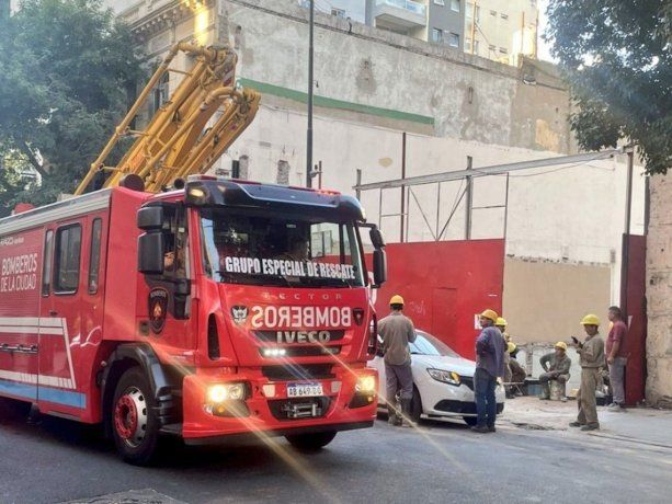 Imágenes del derrumbe en Caballito. 