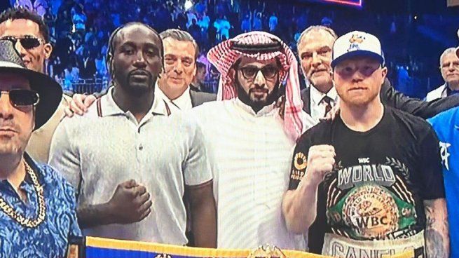 El jeque árabe y empresario Turki Alalshikh oficializó el combate entre Saúl Canelo Álvarez y Terence Crawford para el 12 de septiembre en Las Vegas.