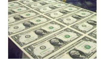 Dólar blue bajó a $ 15,52 y oficial subió a $ 9,365