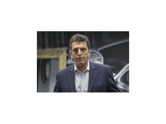 Massa esperará hasta el sábado para anunciar a su candidato a vice