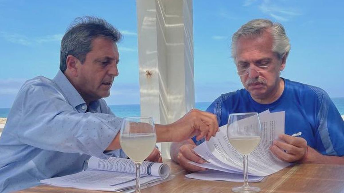 The reasons why Massa buys back debt