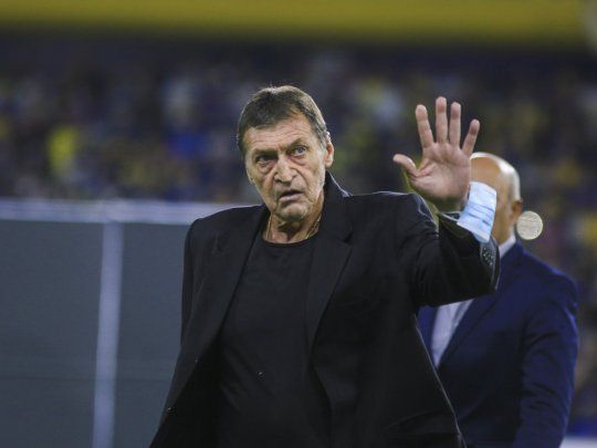 Julio Falcioni palpitó el clásico entre Colón y Unión.
