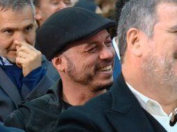 Nacho Levy, director de La Garganta Poderosa, estalló de risas cuando el presidente cometió el error sin querer. 