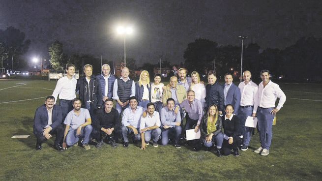 Acciones. Los intendentes peronistas de la provincia se reunieron en busca de hacer valer su peso político en la disputa interna en el Frente de Todos. Fuerte pedido de unidad.