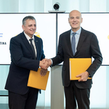 Horacio Marín, presidente de YPF, y Claudio Descalzi, CEO de Eni Horacio Marín, presidente de YPF, y Claudio Descalzi, CEO de Eni