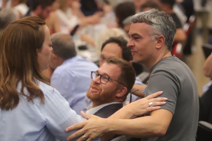 El peronismo y el interbloque Unidos rechazan el proyecto, pero no alcanzarían una mayoría. El peronismo y el interbloque Unidos rechazan el proyecto, pero no alcanzarían una mayoría.