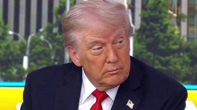 Trump dijo que un pastor entregó al sospechoso.