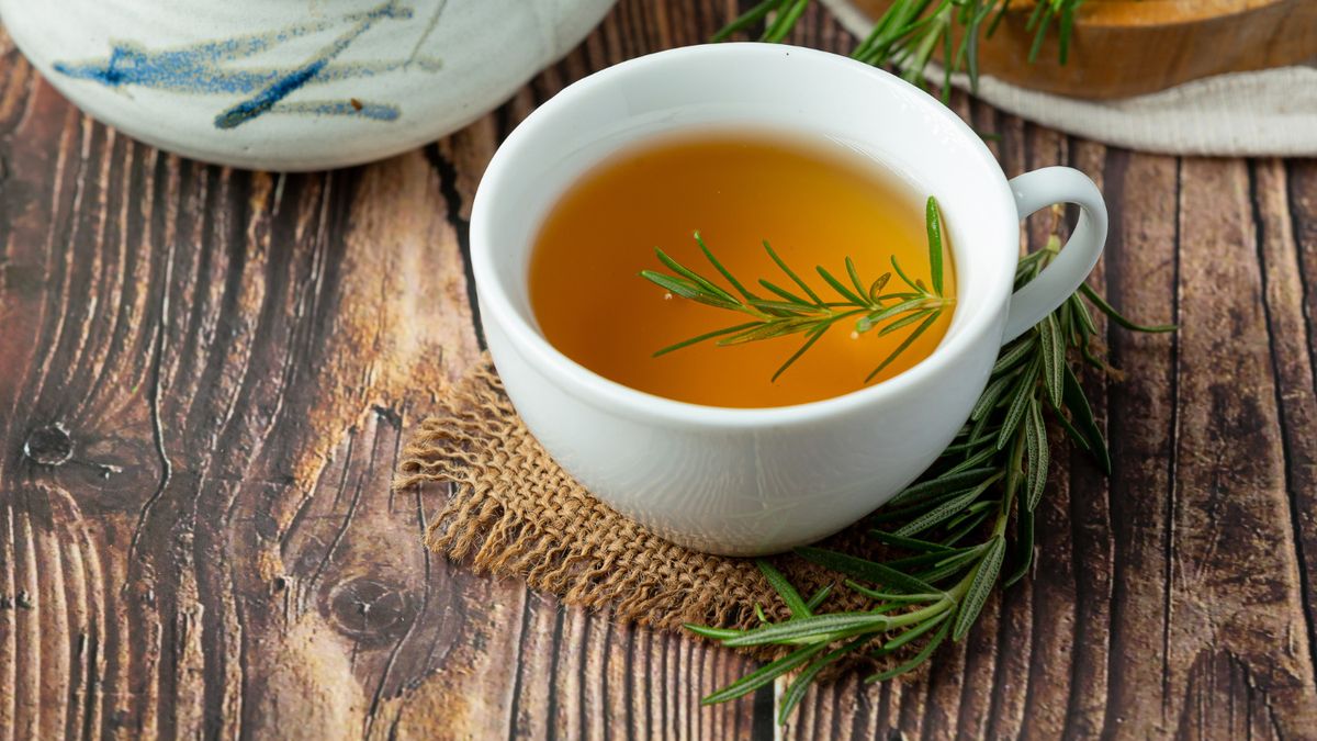 What is lemon verbena and what are its health benefits?
