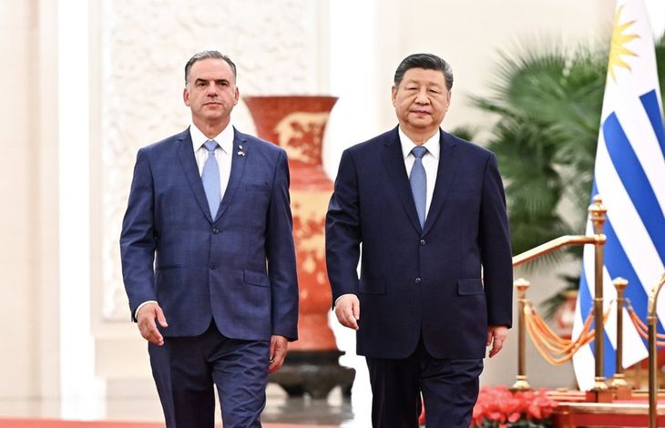 Orsi y Xi se comprometieron a fortalecer la relación bilateral entre Uruguay y China. Orsi y Xi se comprometieron a fortalecer la relación bilateral entre Uruguay y China.