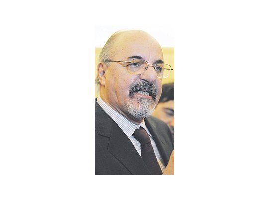Carlos Tomada
