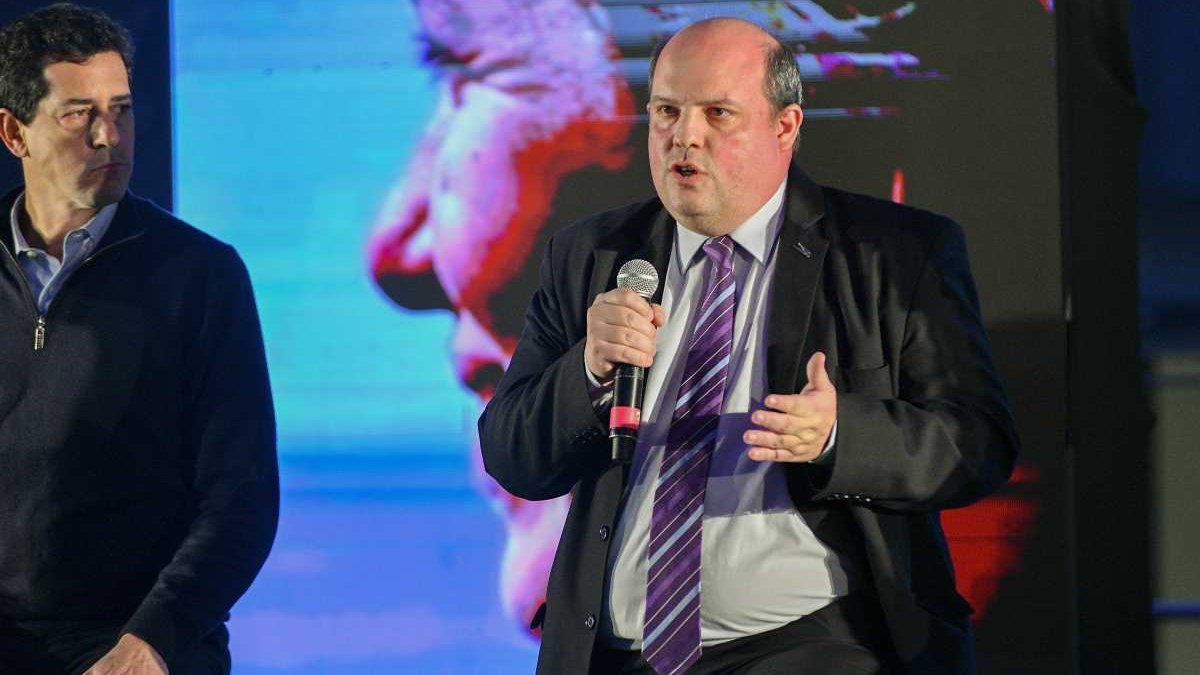 Pablo Ceriani destacó el rol de Aerolíneas Argentinas para las "economías regionales"