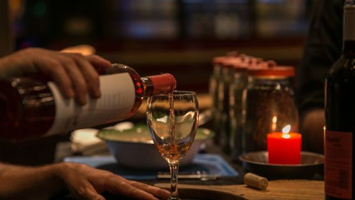 The 5 wine recommendations to toast (and taste) at the Holidays