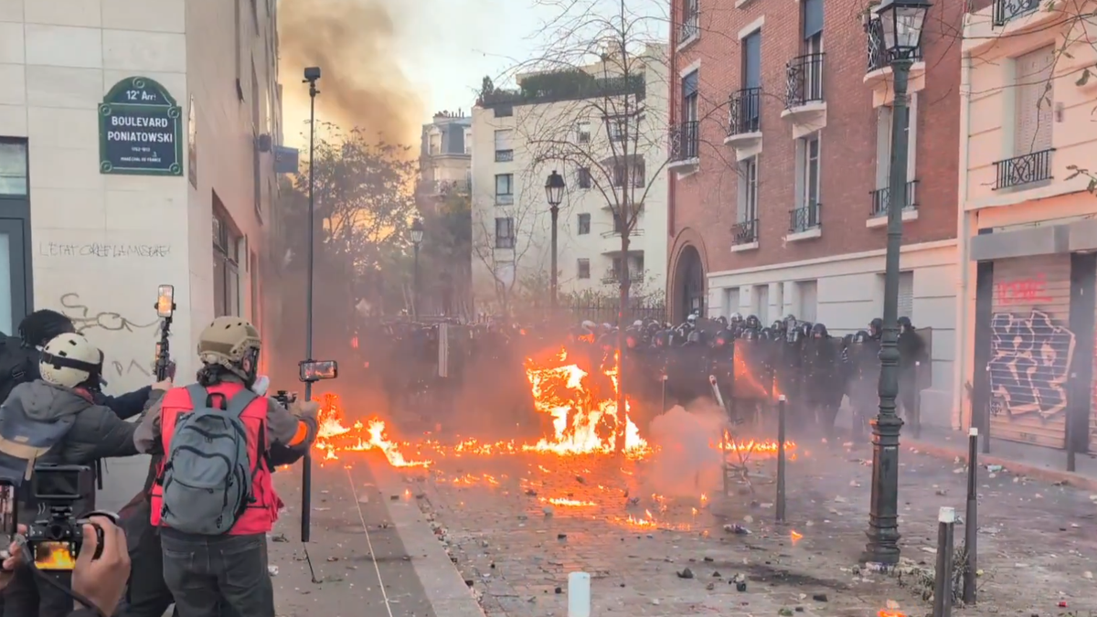 Cerca de 500.000 manifestantes en Francia en su tercer sábado consecutivo de movilización