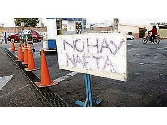 postal. La falta de combustible ya se siente en las provincias del Nordeste como consecuencia, entre otros motivos, de la bajante del Paraná que impide la navegabilidad de buques de aprovisionamiento.