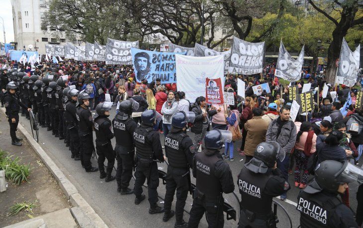 La jornada incluye cortes de ruta en 20 provincias y una movilización a Plaza de Mayo.