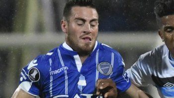 la primera novela del verano: boca y river van por el mismo jugador