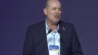 Federico Sturzenegger habló de la sesión en el Congreso y adelantó la estrategia del Gobierno.