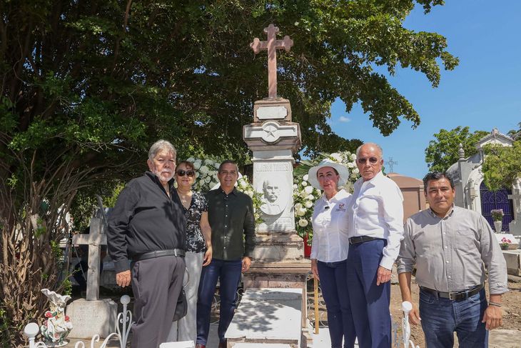 Homenaje al General Pedro Torres Ortiz Homenaje al General Pedro Torres Ortiz