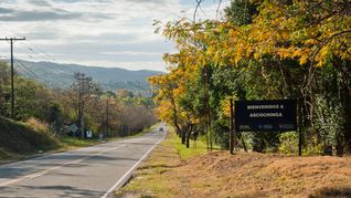 Ascochinga queda a 63 kilómetros de Córdoba capital.