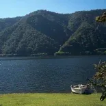Hay lugares que no se explican con mapas: se entienden cuando el cuerpo afloja y el paisaje hace el resto. Hay lugares que no se explican con mapas: se entienden cuando el cuerpo afloja y el paisaje hace el resto.
