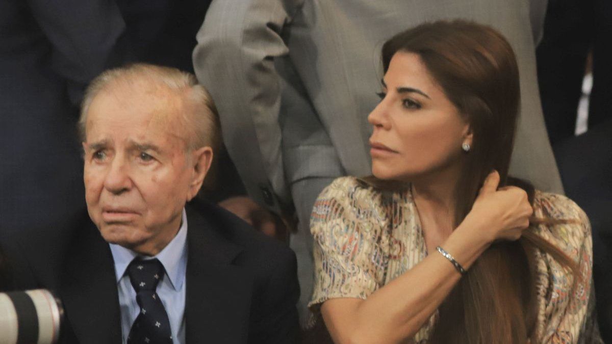 Carlos Menem Recordo A Su Hijo Al Cumplirse 25 Anos De Su Fallecimiento