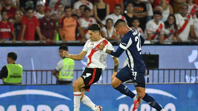 Talleres se quedó con una final deslucida ante River y ganó la Supercopa Internacional.