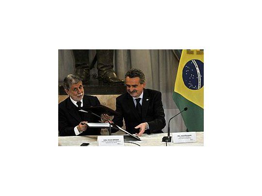 Celso Amorim y Agustín Rossi