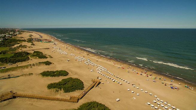 Los motivos de por qué Cariló es la mejor playa según la IA