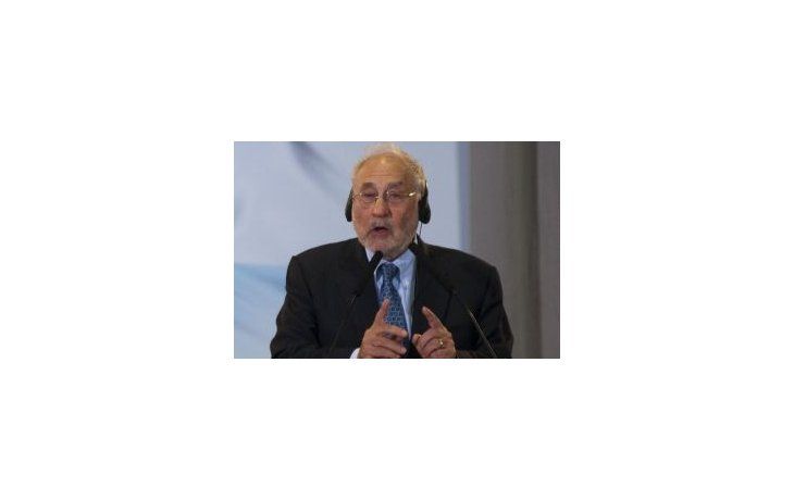 Stiglitz llamó a reescribir reglas del mercado