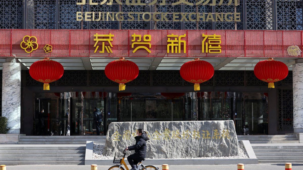 China in the sights of investors and world stock markets in the run-up to central bank meetings
