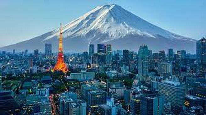Reunión clave en Tokio: crece la tensión entre los riesgos de inflación y desaceleración.
