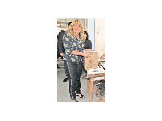 Aída Ayala se aseguró el pase hacia un tercer mandato como intendente de la capital provincial.