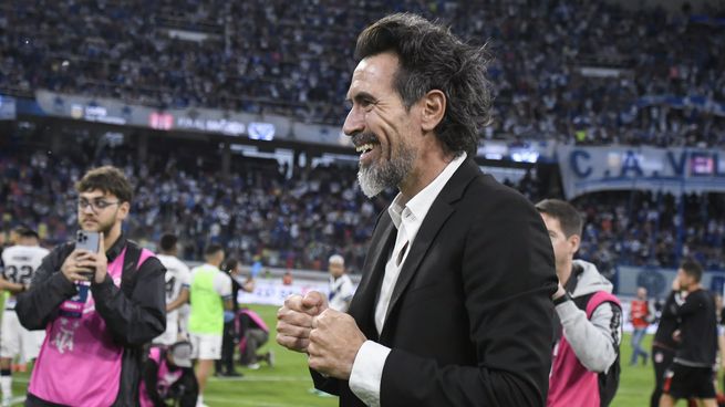 Sonrisa. Eduardo Domínguez armó un Estudiantes de La Plata que juega bien y ya logró dos títulos en el Pincha. 