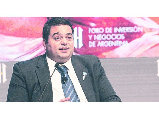 Juez y parte. Esta semana el ministro Jorge Triaca tendrá en sus manos expedientes sobre la legalidad de los paros docentes y del Congreso que reunificó a la CGT. La tramitación estará atada al ritmo de las negociaciones.