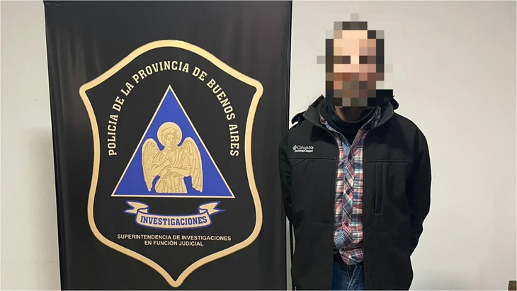 Según informó la Agencia Noticias Argentinas, el prófufo era buscado por abuso sexual y amenazas. Según informó la Agencia Noticias Argentinas, el prófufo era buscado por abuso sexual y amenazas.