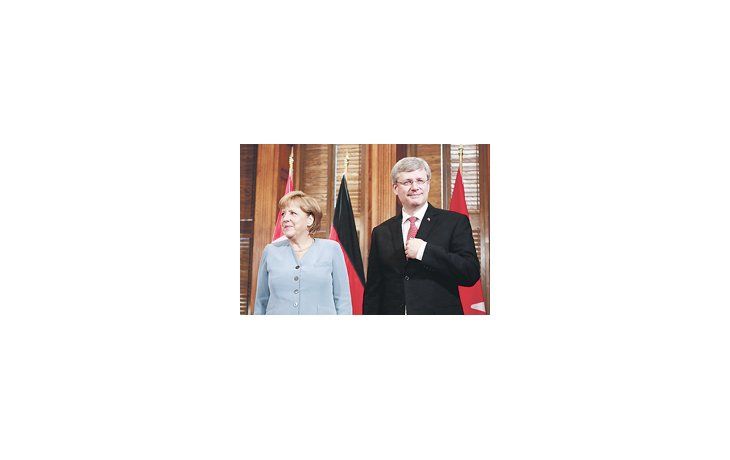 La canciller alemana, Angela Merkel, visitó a su par canadiense, Stephen Harper, en Ottawa.