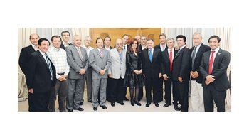 ámbito.com | Cristina recibió a Julio Pereyra, Alejandro Granados, Darío Giustozzi, Martín Insaurralde, Fernando Espinoza, Daniel Di Sabatino, Enrique Slezacq, Darío Días Pérez, Fernando Gray, Mario Secco, Aníbal Regueiro, Gustavo Arrieta, Fernando Carballo, Jorge Fer