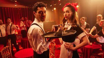 Natalia Oreiro y Juan Ingaramo reversionan Me muero de amor en clave de cumbia