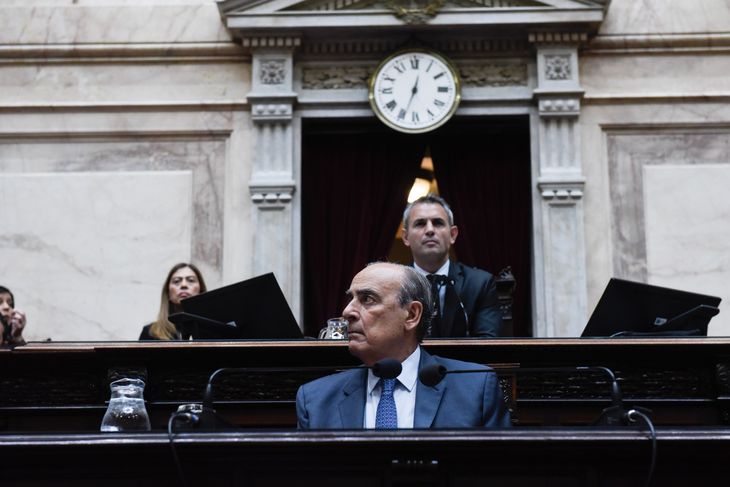 Martín Menem y Guillermo Francos protagonizaron la sesión del informe de gestión.